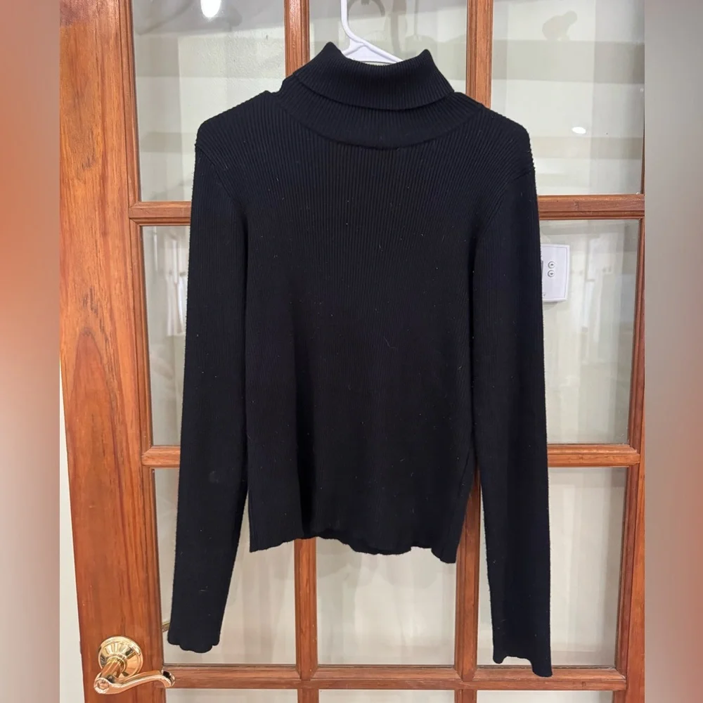 Black Turtleneck Sweater - Ribbed and very soft - Picture 3 of 3